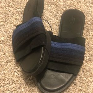 Urban Outfitters slides